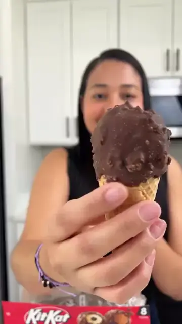 An everyday dessert moment